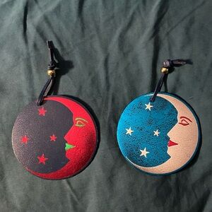 100% genuine leather ornaments